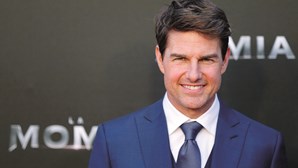 Tom Cruise recebe Palma de Ouro honorária surpresa em Cannes