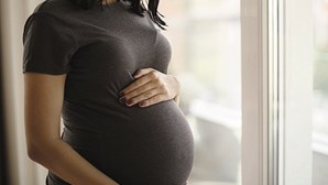 Vacina Covid não afeta mulheres submetidas a tratamentos de fertilidade