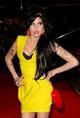 Amy Winehouse nos Brit Awards em 2007