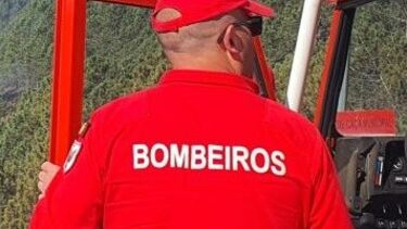 Incêndio em zona de mato mobiliza 80 operacionais na Guarda 
