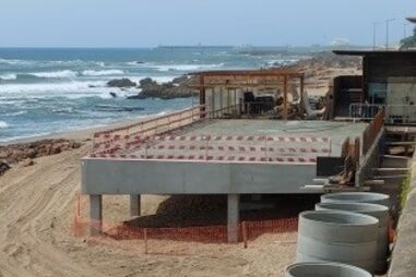 Construção junto ao mar gera indignação no Porto