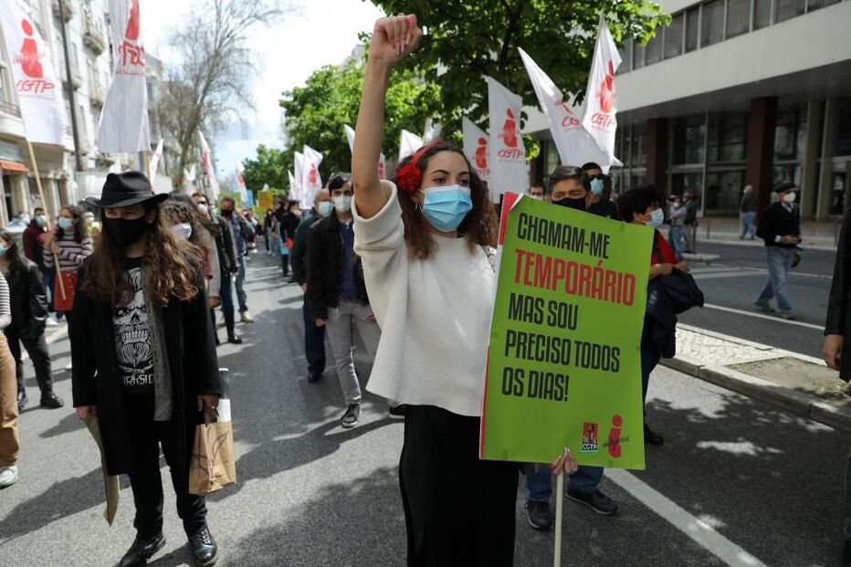 manifestantes, protestos, 1º de Maio, dia do trabalhador