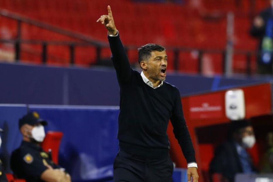 Sérgio Conceição tem 46 anos e treina a equipa do FC Porto desde 2017