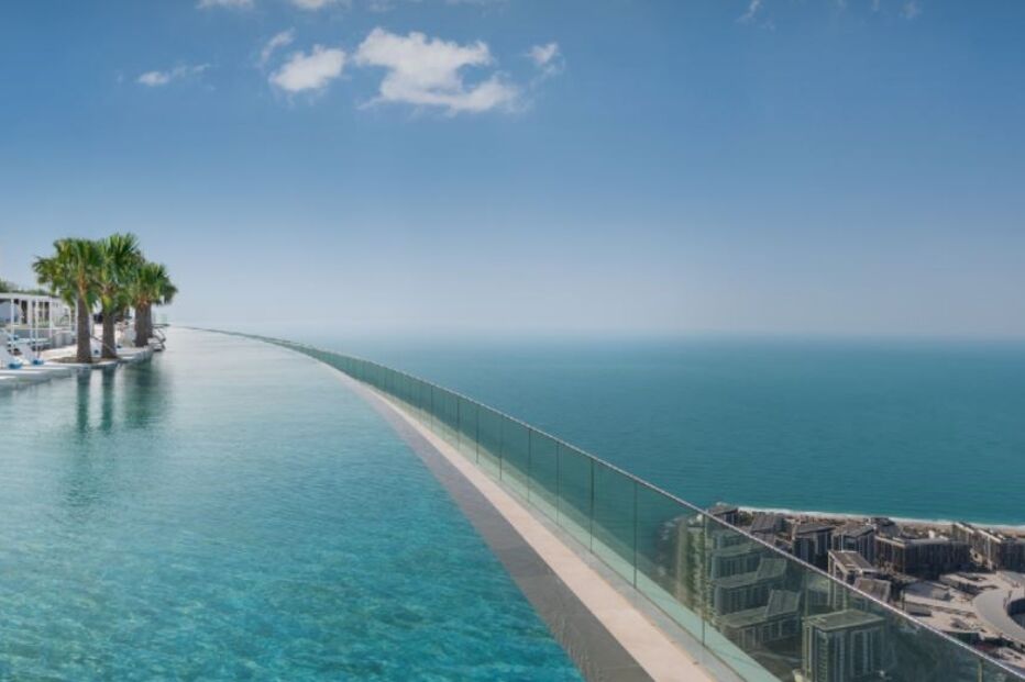 Piscina do Address Beach Resort