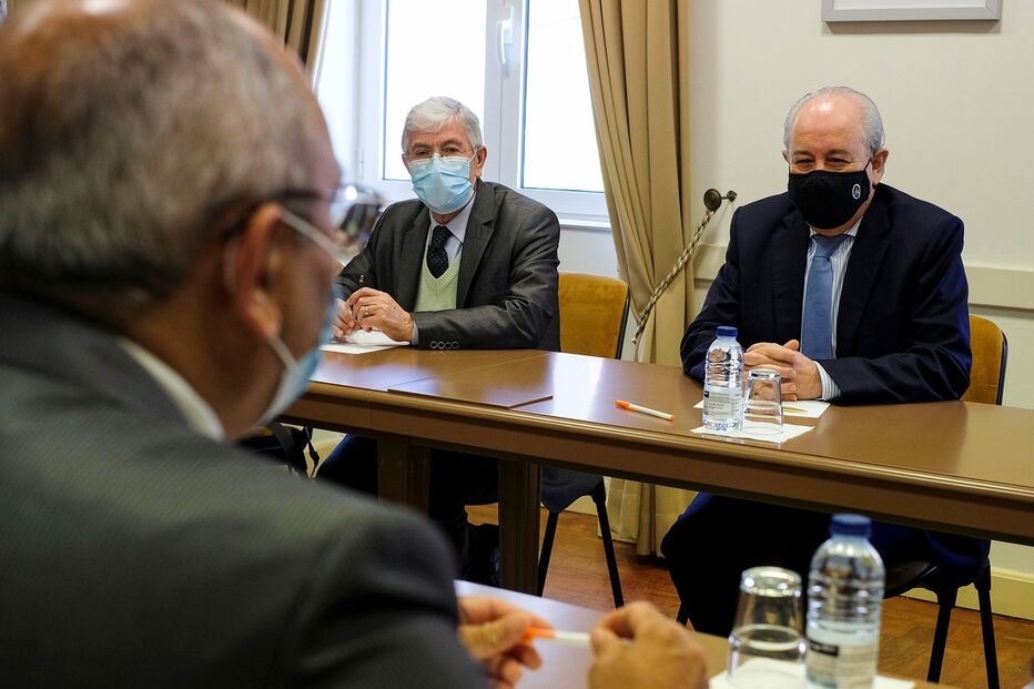 Rui Rio recebeu o Sindicato dos Oficiais de Justiça, para falar sobre a sua proposta para a reforma do setor