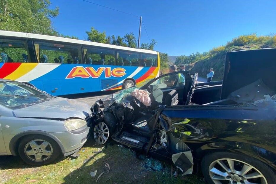 Acidente com autocarro escolar em Arcos de Valdevez	