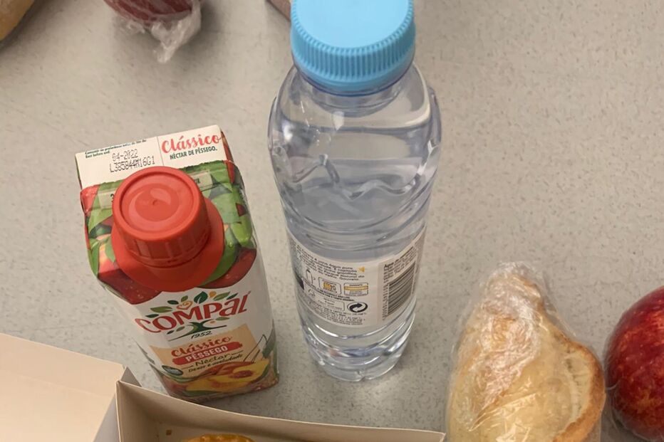 Alimentação dos polícias na Cimeira Social do Porto