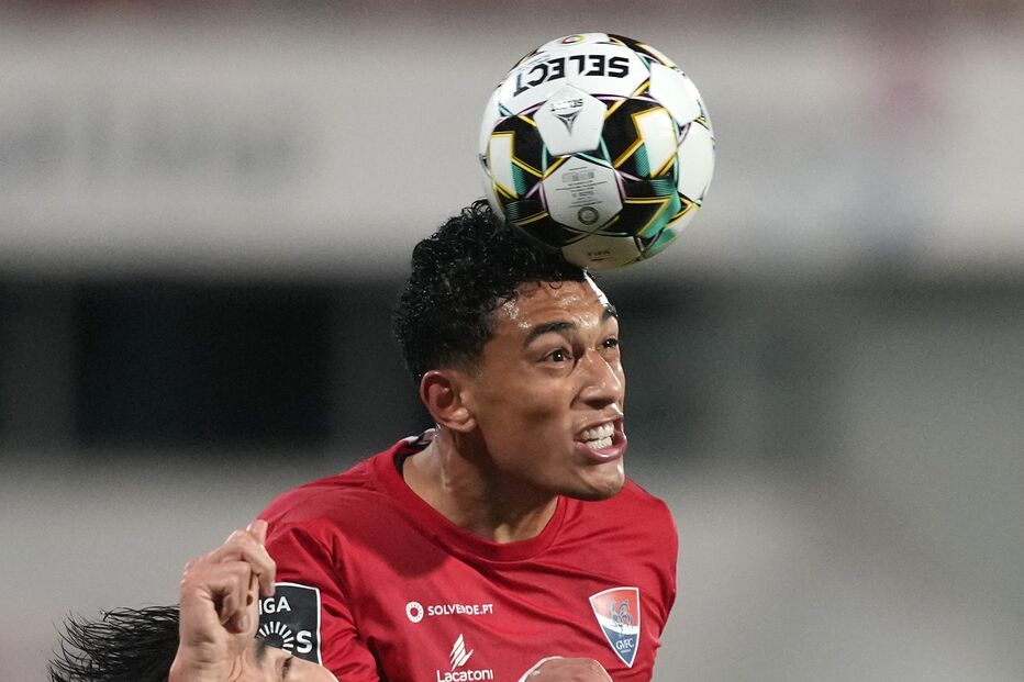 Vítor Carvalho (Gil Vicente) superioriza-se a Gaitán