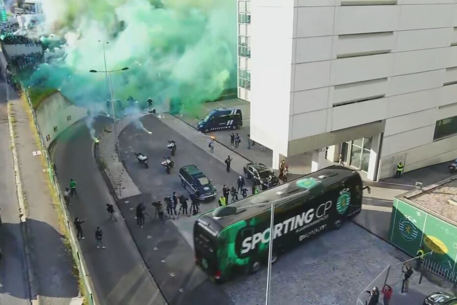 Chegada do autocarro do Sporting em Alvalade