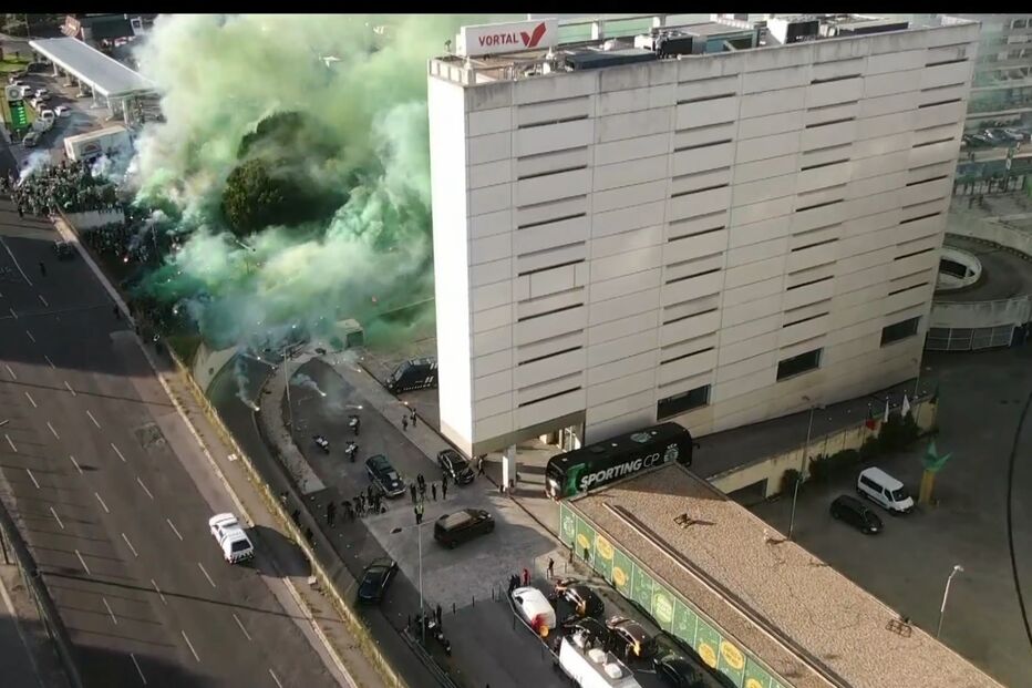 Chegada do autocarro do Sporting em Alvalade