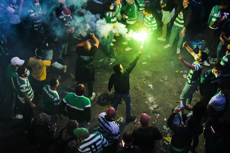 Adeptos do Sporting festejam conquista do campeonato 