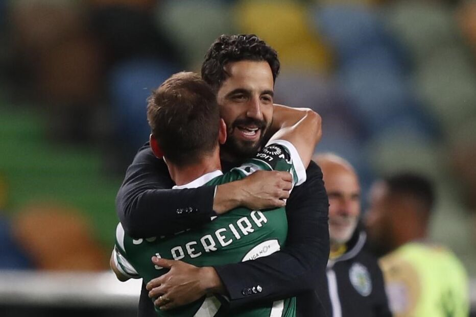 Rúben Amorim festeja título de campeão com equipa leonina