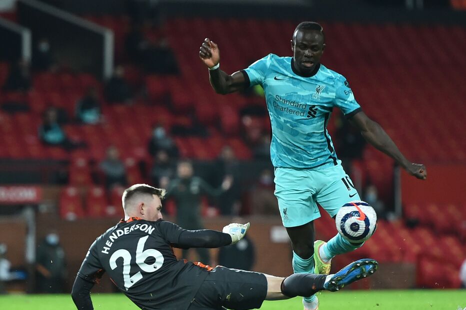 Bruno Fernandes ainda adiantou United, mas Jota abriu caminho para vitória do Liverpool