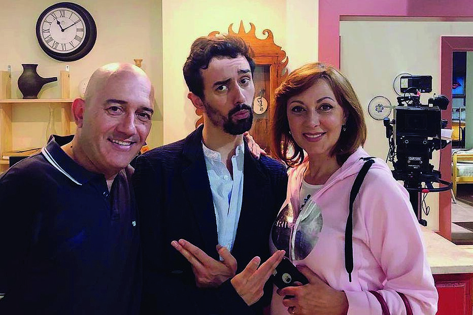 José Raposo e Maria João Abreu com um dos filhos, Miguel, de 35 anos. O antigo casal tem outro filho em comum, Ricardo, de 28 anos  