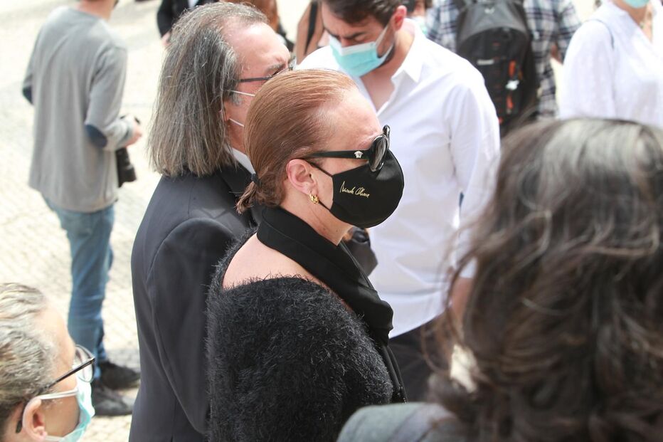 Vários rostos da televisão, teatro e cinema marcaram presença no último adeus à atriz Maria João Abreu, em Lisboa