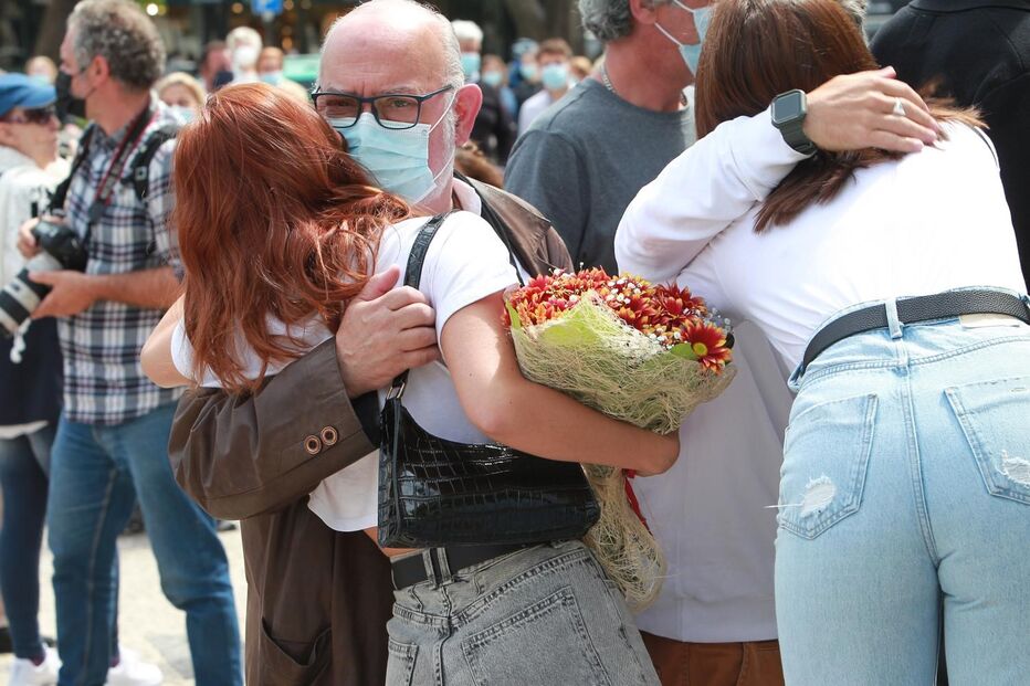 Vários rostos da televisão, teatro e cinema marcaram presença no último adeus à atriz Maria João Abreu, em Lisboa