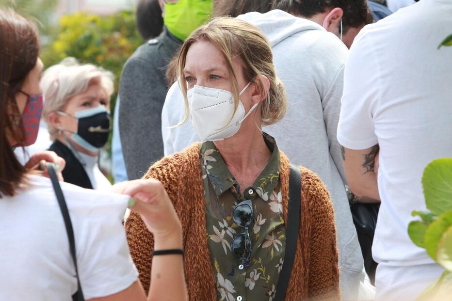 Vários rostos da televisão, teatro e cinema marcaram presença no último adeus à atriz Maria João Abreu, em Lisboa