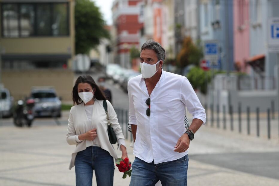 Vários rostos da televisão, teatro e cinema marcaram presença no último adeus à atriz Maria João Abreu, em Lisboa	