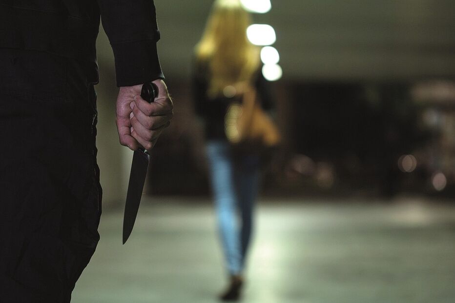 Predador, vítima, faca