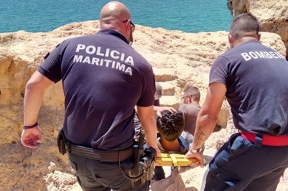 Polícia marítima, socorro, vítimas