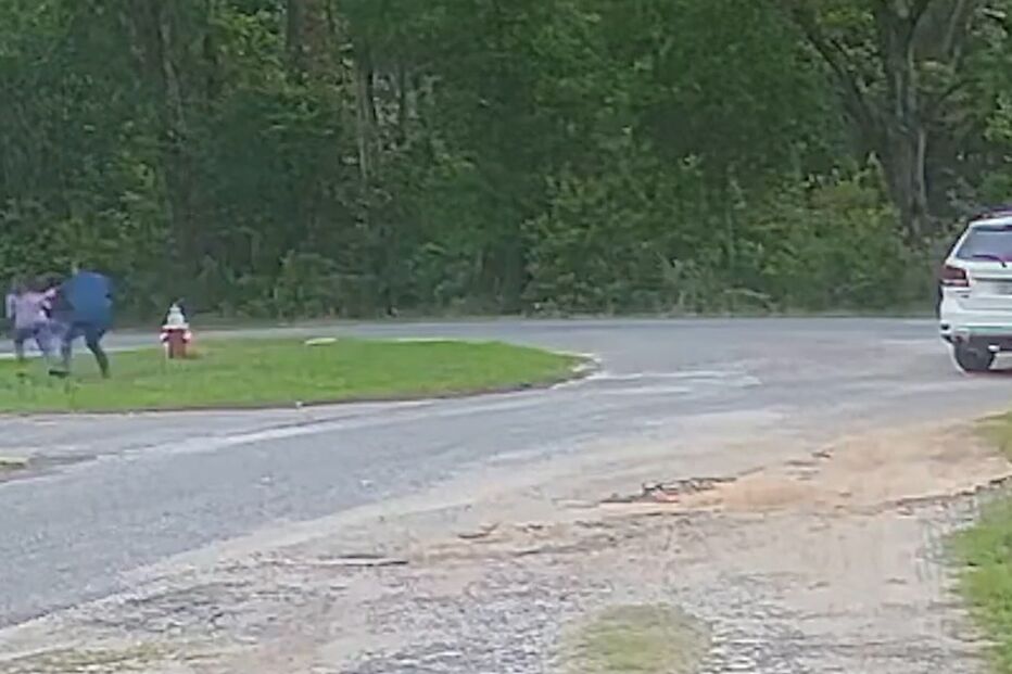 Vídeo mostra predador sexual a tentar raptar menina de 11 anos