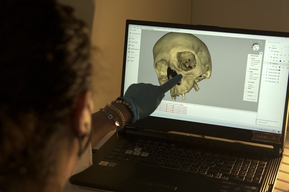 Ossos de Colombo vão ser analisados