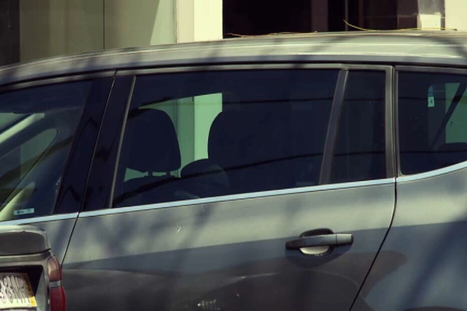 Bebé morre esquecida dentro do carro da mãe em Lisboa