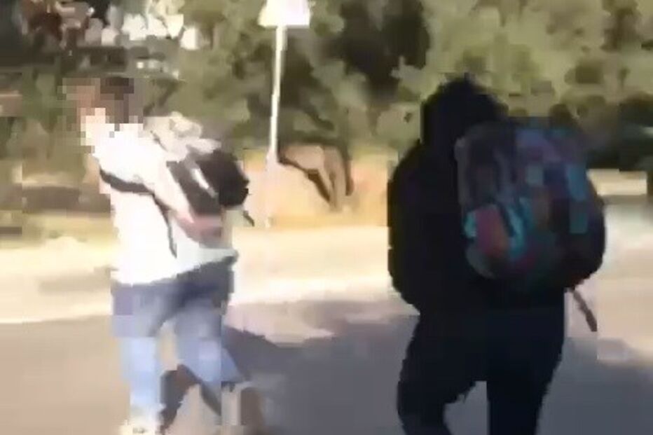 Criança atropelada a fugir de colegas que o importunavam no Seixal