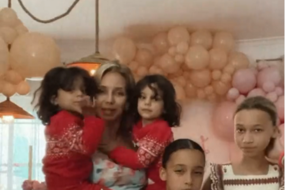 Luciana Abreu e as filhas