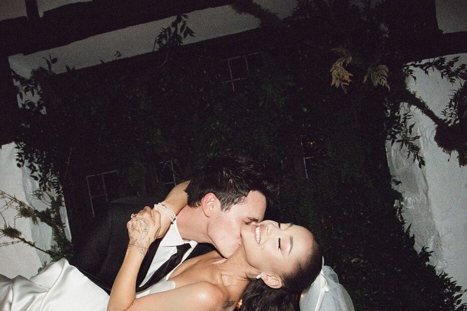 Ariana Grande revela imagens do casamento