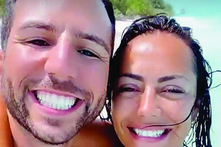 Atriz viajou com o melhor amigo Ruben Correia 