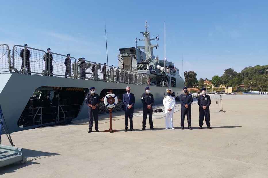 Navio da Armada portuguesa regressa após três meses de missão no Golfo da Guiné