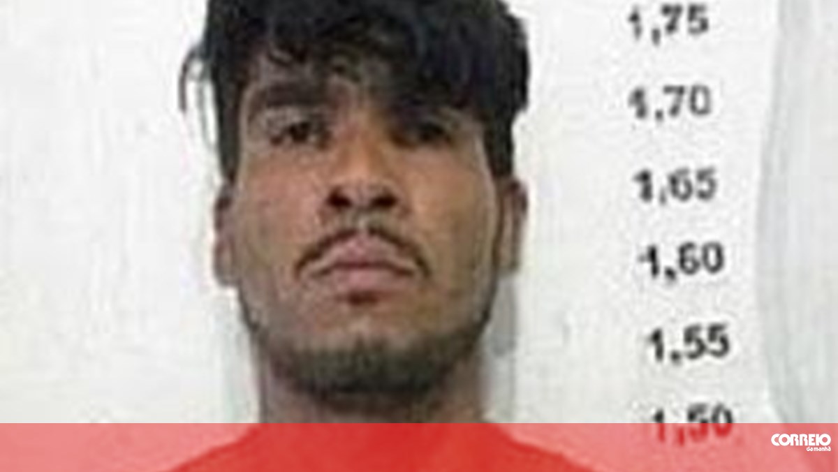 Milhares de brasileiros fogem de casa com medo de assassino violador procurado há 14 dias pela polícia - Mundo