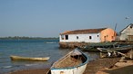 MNE da Guiné-Bissau considera grave falsificação de passaportes em França e acompanha investigação