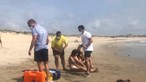 Duas jovens resgatadas do mar na praia da Azurara em Vila do Conde
