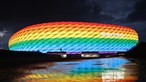 UEFA diz vestir cores do arco-íris com 'orgulho' e lembra empenho na luta contra a discriminação