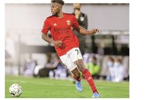 Nuno Tavares, de 21 anos, foi utilizado por Jorge Jesus em 25 jogos em todas as competições 