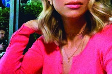 Maria de Barros durante jantar romântico