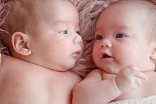 Casal tem 20 bebés num ano 