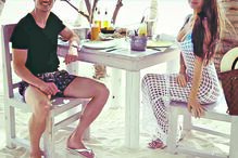 Cédric Soares com Filipa Brandão nas Maldivas