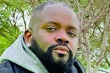 Ismael Bora era artista musical