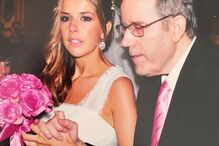 Ana Garcia Martins chora morte do pai