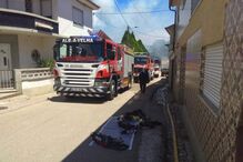 Incêndio destrói casa em Albergaria-a-Velha
