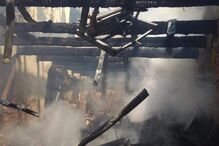 Incêndio destrói casa em Albergaria-a-Velha