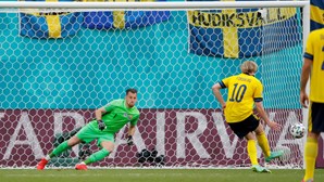 Suécia vence Eslováquia por 1-0 com golo de penálti