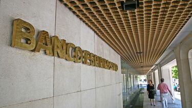 Juíza do BES força pagamento a advogados oficiosos