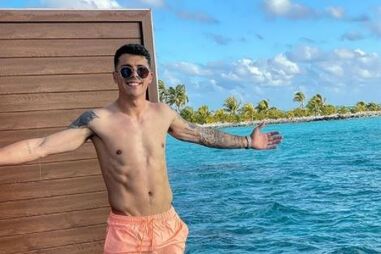 Pedro Porro nas Maldivas