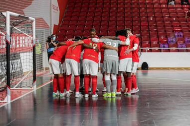 Benfica vence Sporting no prolongamento e empata final do nacional de futsal