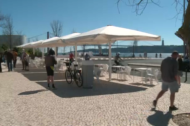 Lisboa e Sesimbra arriscam recuar no desconfinamento daqui a uma semana