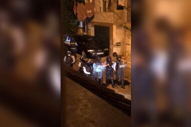 Agentes da PSP foram ao bairro para pôr fim a festa ilegal, em abril